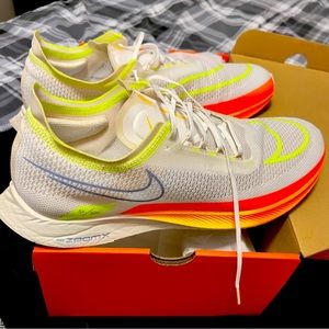 Men Nike ZoomX running shoes size 13